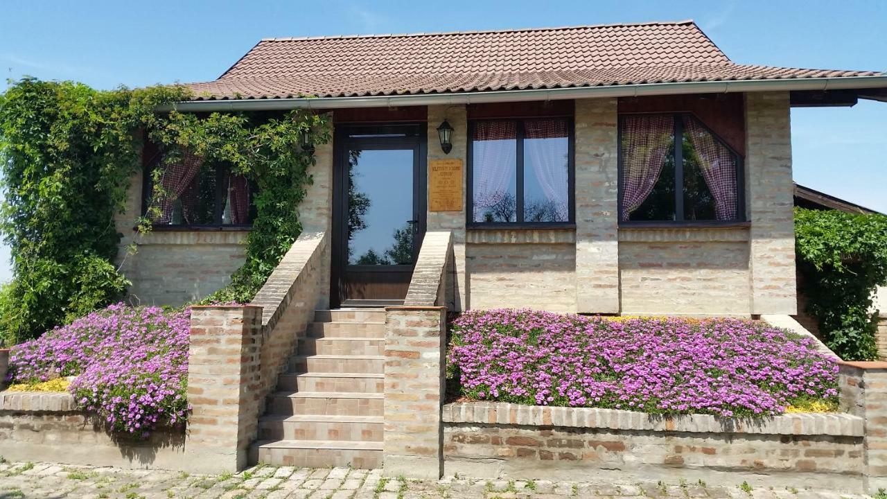 Gasthaus Izletiste Opatovac Exterior foto